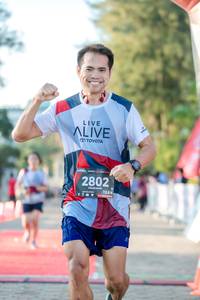 BIB: 2802, 128
                            <button type="button" onclick="openModal(6550753)" class="btn btn-primary btn-sm float-right btn-popup" data-toggle="modal" data-target=".modal-high-quality">
                        <i class="fas fa-shopping-cart"></i> Add to Cart
                    </button>
                                            <button type="button" onclick="isThisMe(6550753, true)" class="btn btn-success btn-sm float-right btn-popup btn-isme hidden" data-toggle="tooltip" data-placement="bottom" title="นี่คือรูปของคุณใช่ไหม คลิกที่นี่เพื่อเอาเข้าอัลบั้ม">
                        <i class="fas fa-plus"></i> Add to album
                    </button>
                    <button type="button" onclick="isThisMe(6550753, false)" class="btn btn-warning btn-sm float-right btn-popup btn-isnotme hidden">
                        <i class="fas fa-ban"></i> Remove from album
                    </button>