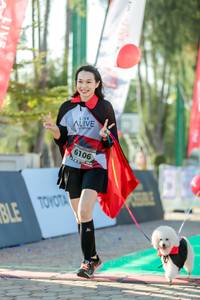 BIB: 6106
                            <button type="button" onclick="openModal(6562731)" class="btn btn-primary btn-sm float-right btn-popup" data-toggle="modal" data-target=".modal-high-quality">
                        <i class="fas fa-shopping-cart"></i> Add to Cart
                    </button>
                                            <button type="button" onclick="isThisMe(6562731, true)" class="btn btn-success btn-sm float-right btn-popup btn-isme hidden" data-toggle="tooltip" data-placement="bottom" title="นี่คือรูปของคุณใช่ไหม คลิกที่นี่เพื่อเอาเข้าอัลบั้ม">
                        <i class="fas fa-plus"></i> Add to album
                    </button>
                    <button type="button" onclick="isThisMe(6562731, false)" class="btn btn-warning btn-sm float-right btn-popup btn-isnotme hidden">
                        <i class="fas fa-ban"></i> Remove from album
                    </button>