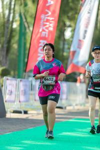 BIB: 6402
                            <button type="button" onclick="openModal(6560721)" class="btn btn-primary btn-sm float-right btn-popup" data-toggle="modal" data-target=".modal-high-quality">
                        <i class="fas fa-shopping-cart"></i> Add to Cart
                    </button>
                                            <button type="button" onclick="isThisMe(6560721, true)" class="btn btn-success btn-sm float-right btn-popup btn-isme hidden" data-toggle="tooltip" data-placement="bottom" title="นี่คือรูปของคุณใช่ไหม คลิกที่นี่เพื่อเอาเข้าอัลบั้ม">
                        <i class="fas fa-plus"></i> Add to album
                    </button>
                    <button type="button" onclick="isThisMe(6560721, false)" class="btn btn-warning btn-sm float-right btn-popup btn-isnotme hidden">
                        <i class="fas fa-ban"></i> Remove from album
                    </button>