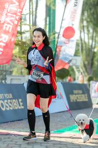 BIB: 6106
                            <button type="button" onclick="openModal(6562735)" class="btn btn-primary btn-sm float-right btn-popup" data-toggle="modal" data-target=".modal-high-quality">
                        <i class="fas fa-shopping-cart"></i> Add to Cart
                    </button>
                                            <button type="button" onclick="isThisMe(6562735, true)" class="btn btn-success btn-sm float-right btn-popup btn-isme hidden" data-toggle="tooltip" data-placement="bottom" title="นี่คือรูปของคุณใช่ไหม คลิกที่นี่เพื่อเอาเข้าอัลบั้ม">
                        <i class="fas fa-plus"></i> Add to album
                    </button>
                    <button type="button" onclick="isThisMe(6562735, false)" class="btn btn-warning btn-sm float-right btn-popup btn-isnotme hidden">
                        <i class="fas fa-ban"></i> Remove from album
                    </button>