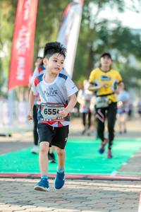 BIB: 6554
                            <button type="button" onclick="openModal(6558637)" class="btn btn-primary btn-sm float-right btn-popup" data-toggle="modal" data-target=".modal-high-quality">
                        <i class="fas fa-shopping-cart"></i> Add to Cart
                    </button>
                                            <button type="button" onclick="isThisMe(6558637, true)" class="btn btn-success btn-sm float-right btn-popup btn-isme hidden" data-toggle="tooltip" data-placement="bottom" title="นี่คือรูปของคุณใช่ไหม คลิกที่นี่เพื่อเอาเข้าอัลบั้ม">
                        <i class="fas fa-plus"></i> Add to album
                    </button>
                    <button type="button" onclick="isThisMe(6558637, false)" class="btn btn-warning btn-sm float-right btn-popup btn-isnotme hidden">
                        <i class="fas fa-ban"></i> Remove from album
                    </button>