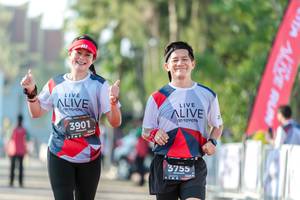 BIB: 3901, 3755, 128
                            <button type="button" onclick="openModal(6561823)" class="btn btn-primary btn-sm float-right btn-popup" data-toggle="modal" data-target=".modal-high-quality">
                        <i class="fas fa-shopping-cart"></i> Add to Cart
                    </button>
                                            <button type="button" onclick="isThisMe(6561823, true)" class="btn btn-success btn-sm float-right btn-popup btn-isme hidden" data-toggle="tooltip" data-placement="bottom" title="นี่คือรูปของคุณใช่ไหม คลิกที่นี่เพื่อเอาเข้าอัลบั้ม">
                        <i class="fas fa-plus"></i> Add to album
                    </button>
                    <button type="button" onclick="isThisMe(6561823, false)" class="btn btn-warning btn-sm float-right btn-popup btn-isnotme hidden">
                        <i class="fas fa-ban"></i> Remove from album
                    </button>