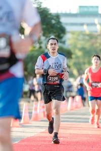 BIB: 2106, 367
                            <button type="button" onclick="openModal(6555576)" class="btn btn-primary btn-sm float-right btn-popup" data-toggle="modal" data-target=".modal-high-quality">
                        <i class="fas fa-shopping-cart"></i> Add to Cart
                    </button>
                                            <button type="button" onclick="isThisMe(6555576, true)" class="btn btn-success btn-sm float-right btn-popup btn-isme hidden" data-toggle="tooltip" data-placement="bottom" title="นี่คือรูปของคุณใช่ไหม คลิกที่นี่เพื่อเอาเข้าอัลบั้ม">
                        <i class="fas fa-plus"></i> Add to album
                    </button>
                    <button type="button" onclick="isThisMe(6555576, false)" class="btn btn-warning btn-sm float-right btn-popup btn-isnotme hidden">
                        <i class="fas fa-ban"></i> Remove from album
                    </button>