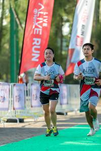 BIB: 7005, 402
                            <button type="button" onclick="openModal(6560704)" class="btn btn-primary btn-sm float-right btn-popup" data-toggle="modal" data-target=".modal-high-quality">
                        <i class="fas fa-shopping-cart"></i> Add to Cart
                    </button>
                                            <button type="button" onclick="isThisMe(6560704, true)" class="btn btn-success btn-sm float-right btn-popup btn-isme hidden" data-toggle="tooltip" data-placement="bottom" title="นี่คือรูปของคุณใช่ไหม คลิกที่นี่เพื่อเอาเข้าอัลบั้ม">
                        <i class="fas fa-plus"></i> Add to album
                    </button>
                    <button type="button" onclick="isThisMe(6560704, false)" class="btn btn-warning btn-sm float-right btn-popup btn-isnotme hidden">
                        <i class="fas fa-ban"></i> Remove from album
                    </button>