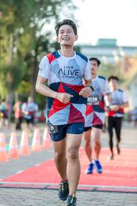 BIB: 2116
                            <button type="button" onclick="openModal(6550131)" class="btn btn-primary btn-sm float-right btn-popup" data-toggle="modal" data-target=".modal-high-quality">
                        <i class="fas fa-shopping-cart"></i> Add to Cart
                    </button>
                                            <button type="button" onclick="isThisMe(6550131, true)" class="btn btn-success btn-sm float-right btn-popup btn-isme hidden" data-toggle="tooltip" data-placement="bottom" title="นี่คือรูปของคุณใช่ไหม คลิกที่นี่เพื่อเอาเข้าอัลบั้ม">
                        <i class="fas fa-plus"></i> Add to album
                    </button>
                    <button type="button" onclick="isThisMe(6550131, false)" class="btn btn-warning btn-sm float-right btn-popup btn-isnotme hidden">
                        <i class="fas fa-ban"></i> Remove from album
                    </button>