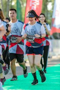 BIB: 7446, 704
                            <button type="button" onclick="openModal(6561876)" class="btn btn-primary btn-sm float-right btn-popup" data-toggle="modal" data-target=".modal-high-quality">
                        <i class="fas fa-shopping-cart"></i> Add to Cart
                    </button>
                                            <button type="button" onclick="isThisMe(6561876, true)" class="btn btn-success btn-sm float-right btn-popup btn-isme hidden" data-toggle="tooltip" data-placement="bottom" title="นี่คือรูปของคุณใช่ไหม คลิกที่นี่เพื่อเอาเข้าอัลบั้ม">
                        <i class="fas fa-plus"></i> Add to album
                    </button>
                    <button type="button" onclick="isThisMe(6561876, false)" class="btn btn-warning btn-sm float-right btn-popup btn-isnotme hidden">
                        <i class="fas fa-ban"></i> Remove from album
                    </button>