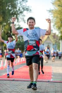 BIB: 3030, 2207
                            <button type="button" onclick="openModal(6551409)" class="btn btn-primary btn-sm float-right btn-popup" data-toggle="modal" data-target=".modal-high-quality">
                        <i class="fas fa-shopping-cart"></i> Add to Cart
                    </button>
                                            <button type="button" onclick="isThisMe(6551409, true)" class="btn btn-success btn-sm float-right btn-popup btn-isme hidden" data-toggle="tooltip" data-placement="bottom" title="นี่คือรูปของคุณใช่ไหม คลิกที่นี่เพื่อเอาเข้าอัลบั้ม">
                        <i class="fas fa-plus"></i> Add to album
                    </button>
                    <button type="button" onclick="isThisMe(6551409, false)" class="btn btn-warning btn-sm float-right btn-popup btn-isnotme hidden">
                        <i class="fas fa-ban"></i> Remove from album
                    </button>