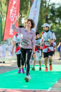 BIB: 6270, 7988, 560
                            <button type="button" onclick="openModal(6563235)" class="btn btn-primary btn-sm float-right btn-popup" data-toggle="modal" data-target=".modal-high-quality">
                        <i class="fas fa-shopping-cart"></i> Add to Cart
                    </button>
                                            <button type="button" onclick="isThisMe(6563235, true)" class="btn btn-success btn-sm float-right btn-popup btn-isme hidden" data-toggle="tooltip" data-placement="bottom" title="นี่คือรูปของคุณใช่ไหม คลิกที่นี่เพื่อเอาเข้าอัลบั้ม">
                        <i class="fas fa-plus"></i> Add to album
                    </button>
                    <button type="button" onclick="isThisMe(6563235, false)" class="btn btn-warning btn-sm float-right btn-popup btn-isnotme hidden">
                        <i class="fas fa-ban"></i> Remove from album
                    </button>