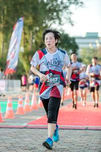 BIB: 2867
                            <button type="button" onclick="openModal(6552078)" class="btn btn-primary btn-sm float-right btn-popup" data-toggle="modal" data-target=".modal-high-quality">
                        <i class="fas fa-shopping-cart"></i> Add to Cart
                    </button>
                                            <button type="button" onclick="isThisMe(6552078, true)" class="btn btn-success btn-sm float-right btn-popup btn-isme hidden" data-toggle="tooltip" data-placement="bottom" title="นี่คือรูปของคุณใช่ไหม คลิกที่นี่เพื่อเอาเข้าอัลบั้ม">
                        <i class="fas fa-plus"></i> Add to album
                    </button>
                    <button type="button" onclick="isThisMe(6552078, false)" class="btn btn-warning btn-sm float-right btn-popup btn-isnotme hidden">
                        <i class="fas fa-ban"></i> Remove from album
                    </button>