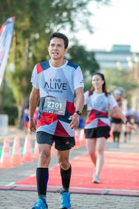 BIB: 2101
                            <button type="button" onclick="openModal(6551700)" class="btn btn-primary btn-sm float-right btn-popup" data-toggle="modal" data-target=".modal-high-quality">
                        <i class="fas fa-shopping-cart"></i> Add to Cart
                    </button>
                                            <button type="button" onclick="isThisMe(6551700, true)" class="btn btn-success btn-sm float-right btn-popup btn-isme hidden" data-toggle="tooltip" data-placement="bottom" title="นี่คือรูปของคุณใช่ไหม คลิกที่นี่เพื่อเอาเข้าอัลบั้ม">
                        <i class="fas fa-plus"></i> Add to album
                    </button>
                    <button type="button" onclick="isThisMe(6551700, false)" class="btn btn-warning btn-sm float-right btn-popup btn-isnotme hidden">
                        <i class="fas fa-ban"></i> Remove from album
                    </button>