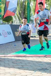 BIB: 7694, 8006
                            <button type="button" onclick="openModal(6563899)" class="btn btn-primary btn-sm float-right btn-popup" data-toggle="modal" data-target=".modal-high-quality">
                        <i class="fas fa-shopping-cart"></i> Add to Cart
                    </button>
                                            <button type="button" onclick="isThisMe(6563899, true)" class="btn btn-success btn-sm float-right btn-popup btn-isme hidden" data-toggle="tooltip" data-placement="bottom" title="นี่คือรูปของคุณใช่ไหม คลิกที่นี่เพื่อเอาเข้าอัลบั้ม">
                        <i class="fas fa-plus"></i> Add to album
                    </button>
                    <button type="button" onclick="isThisMe(6563899, false)" class="btn btn-warning btn-sm float-right btn-popup btn-isnotme hidden">
                        <i class="fas fa-ban"></i> Remove from album
                    </button>