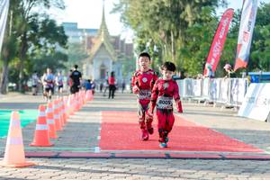 BIB: 3001, 8005
                            <button type="button" onclick="openModal(6560814)" class="btn btn-primary btn-sm float-right btn-popup" data-toggle="modal" data-target=".modal-high-quality">
                        <i class="fas fa-shopping-cart"></i> Add to Cart
                    </button>
                                            <button type="button" onclick="isThisMe(6560814, true)" class="btn btn-success btn-sm float-right btn-popup btn-isme hidden" data-toggle="tooltip" data-placement="bottom" title="นี่คือรูปของคุณใช่ไหม คลิกที่นี่เพื่อเอาเข้าอัลบั้ม">
                        <i class="fas fa-plus"></i> Add to album
                    </button>
                    <button type="button" onclick="isThisMe(6560814, false)" class="btn btn-warning btn-sm float-right btn-popup btn-isnotme hidden">
                        <i class="fas fa-ban"></i> Remove from album
                    </button>