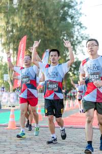 BIB: 3652, 2907, 2025
                            <button type="button" onclick="openModal(6551401)" class="btn btn-primary btn-sm float-right btn-popup" data-toggle="modal" data-target=".modal-high-quality">
                        <i class="fas fa-shopping-cart"></i> Add to Cart
                    </button>
                                            <button type="button" onclick="isThisMe(6551401, true)" class="btn btn-success btn-sm float-right btn-popup btn-isme hidden" data-toggle="tooltip" data-placement="bottom" title="นี่คือรูปของคุณใช่ไหม คลิกที่นี่เพื่อเอาเข้าอัลบั้ม">
                        <i class="fas fa-plus"></i> Add to album
                    </button>
                    <button type="button" onclick="isThisMe(6551401, false)" class="btn btn-warning btn-sm float-right btn-popup btn-isnotme hidden">
                        <i class="fas fa-ban"></i> Remove from album
                    </button>