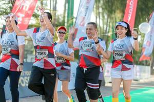 BIB: 6247, 7521, 7900, 7365, 7902
                            <button type="button" onclick="openModal(6563140)" class="btn btn-primary btn-sm float-right btn-popup" data-toggle="modal" data-target=".modal-high-quality">
                        <i class="fas fa-shopping-cart"></i> Add to Cart
                    </button>
                                            <button type="button" onclick="isThisMe(6563140, true)" class="btn btn-success btn-sm float-right btn-popup btn-isme hidden" data-toggle="tooltip" data-placement="bottom" title="นี่คือรูปของคุณใช่ไหม คลิกที่นี่เพื่อเอาเข้าอัลบั้ม">
                        <i class="fas fa-plus"></i> Add to album
                    </button>
                    <button type="button" onclick="isThisMe(6563140, false)" class="btn btn-warning btn-sm float-right btn-popup btn-isnotme hidden">
                        <i class="fas fa-ban"></i> Remove from album
                    </button>