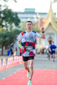 BIB: 3682
                            <button type="button" onclick="openModal(6544979)" class="btn btn-primary btn-sm float-right btn-popup" data-toggle="modal" data-target=".modal-high-quality">
                        <i class="fas fa-shopping-cart"></i> Add to Cart
                    </button>
                                            <button type="button" onclick="isThisMe(6544979, true)" class="btn btn-success btn-sm float-right btn-popup btn-isme hidden" data-toggle="tooltip" data-placement="bottom" title="นี่คือรูปของคุณใช่ไหม คลิกที่นี่เพื่อเอาเข้าอัลบั้ม">
                        <i class="fas fa-plus"></i> Add to album
                    </button>
                    <button type="button" onclick="isThisMe(6544979, false)" class="btn btn-warning btn-sm float-right btn-popup btn-isnotme hidden">
                        <i class="fas fa-ban"></i> Remove from album
                    </button>