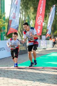 BIB: 8006
                            <button type="button" onclick="openModal(6563900)" class="btn btn-primary btn-sm float-right btn-popup" data-toggle="modal" data-target=".modal-high-quality">
                        <i class="fas fa-shopping-cart"></i> Add to Cart
                    </button>
                                            <button type="button" onclick="isThisMe(6563900, true)" class="btn btn-success btn-sm float-right btn-popup btn-isme hidden" data-toggle="tooltip" data-placement="bottom" title="นี่คือรูปของคุณใช่ไหม คลิกที่นี่เพื่อเอาเข้าอัลบั้ม">
                        <i class="fas fa-plus"></i> Add to album
                    </button>
                    <button type="button" onclick="isThisMe(6563900, false)" class="btn btn-warning btn-sm float-right btn-popup btn-isnotme hidden">
                        <i class="fas fa-ban"></i> Remove from album
                    </button>