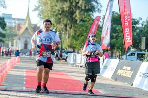 BIB: 3100, 3792
                            <button type="button" onclick="openModal(6559638)" class="btn btn-primary btn-sm float-right btn-popup" data-toggle="modal" data-target=".modal-high-quality">
                        <i class="fas fa-shopping-cart"></i> Add to Cart
                    </button>
                                            <button type="button" onclick="isThisMe(6559638, true)" class="btn btn-success btn-sm float-right btn-popup btn-isme hidden" data-toggle="tooltip" data-placement="bottom" title="นี่คือรูปของคุณใช่ไหม คลิกที่นี่เพื่อเอาเข้าอัลบั้ม">
                        <i class="fas fa-plus"></i> Add to album
                    </button>
                    <button type="button" onclick="isThisMe(6559638, false)" class="btn btn-warning btn-sm float-right btn-popup btn-isnotme hidden">
                        <i class="fas fa-ban"></i> Remove from album
                    </button>