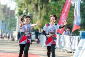 BIB: 3002, 3903
                            <button type="button" onclick="openModal(6562309)" class="btn btn-primary btn-sm float-right btn-popup" data-toggle="modal" data-target=".modal-high-quality">
                        <i class="fas fa-shopping-cart"></i> Add to Cart
                    </button>
                                            <button type="button" onclick="isThisMe(6562309, true)" class="btn btn-success btn-sm float-right btn-popup btn-isme hidden" data-toggle="tooltip" data-placement="bottom" title="นี่คือรูปของคุณใช่ไหม คลิกที่นี่เพื่อเอาเข้าอัลบั้ม">
                        <i class="fas fa-plus"></i> Add to album
                    </button>
                    <button type="button" onclick="isThisMe(6562309, false)" class="btn btn-warning btn-sm float-right btn-popup btn-isnotme hidden">
                        <i class="fas fa-ban"></i> Remove from album
                    </button>