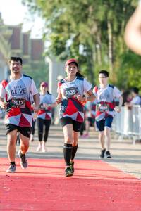 BIB: 3139, 3017
                            <button type="button" onclick="openModal(6559902)" class="btn btn-primary btn-sm float-right btn-popup" data-toggle="modal" data-target=".modal-high-quality">
                        <i class="fas fa-shopping-cart"></i> Add to Cart
                    </button>
                                            <button type="button" onclick="isThisMe(6559902, true)" class="btn btn-success btn-sm float-right btn-popup btn-isme hidden" data-toggle="tooltip" data-placement="bottom" title="นี่คือรูปของคุณใช่ไหม คลิกที่นี่เพื่อเอาเข้าอัลบั้ม">
                        <i class="fas fa-plus"></i> Add to album
                    </button>
                    <button type="button" onclick="isThisMe(6559902, false)" class="btn btn-warning btn-sm float-right btn-popup btn-isnotme hidden">
                        <i class="fas fa-ban"></i> Remove from album
                    </button>