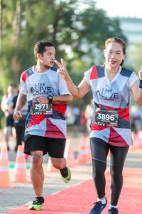 BIB: 2971, 3896
                            <button type="button" onclick="openModal(6557186)" class="btn btn-primary btn-sm float-right btn-popup" data-toggle="modal" data-target=".modal-high-quality">
                        <i class="fas fa-shopping-cart"></i> Add to Cart
                    </button>
                                            <button type="button" onclick="isThisMe(6557186, true)" class="btn btn-success btn-sm float-right btn-popup btn-isme hidden" data-toggle="tooltip" data-placement="bottom" title="นี่คือรูปของคุณใช่ไหม คลิกที่นี่เพื่อเอาเข้าอัลบั้ม">
                        <i class="fas fa-plus"></i> Add to album
                    </button>
                    <button type="button" onclick="isThisMe(6557186, false)" class="btn btn-warning btn-sm float-right btn-popup btn-isnotme hidden">
                        <i class="fas fa-ban"></i> Remove from album
                    </button>