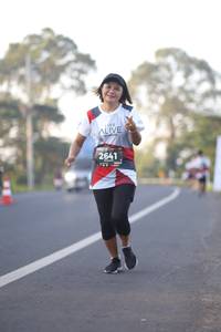 BIB: 2641
                            <button type="button" onclick="openModal(6440155)" class="btn btn-primary btn-sm float-right btn-popup" data-toggle="modal" data-target=".modal-high-quality">
                        <i class="fas fa-shopping-cart"></i> Add to Cart
                    </button>
                                            <button type="button" onclick="isThisMe(6440155, true)" class="btn btn-success btn-sm float-right btn-popup btn-isme hidden" data-toggle="tooltip" data-placement="bottom" title="นี่คือรูปของคุณใช่ไหม คลิกที่นี่เพื่อเอาเข้าอัลบั้ม">
                        <i class="fas fa-plus"></i> Add to album
                    </button>
                    <button type="button" onclick="isThisMe(6440155, false)" class="btn btn-warning btn-sm float-right btn-popup btn-isnotme hidden">
                        <i class="fas fa-ban"></i> Remove from album
                    </button>