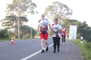 BIB: 3780, 390
                            <button type="button" onclick="openModal(6443638)" class="btn btn-primary btn-sm float-right btn-popup" data-toggle="modal" data-target=".modal-high-quality">
                        <i class="fas fa-shopping-cart"></i> Add to Cart
                    </button>
                                            <button type="button" onclick="isThisMe(6443638, true)" class="btn btn-success btn-sm float-right btn-popup btn-isme hidden" data-toggle="tooltip" data-placement="bottom" title="นี่คือรูปของคุณใช่ไหม คลิกที่นี่เพื่อเอาเข้าอัลบั้ม">
                        <i class="fas fa-plus"></i> Add to album
                    </button>
                    <button type="button" onclick="isThisMe(6443638, false)" class="btn btn-warning btn-sm float-right btn-popup btn-isnotme hidden">
                        <i class="fas fa-ban"></i> Remove from album
                    </button>