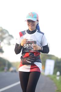 BIB: 381, 128
                            <button type="button" onclick="openModal(6429980)" class="btn btn-primary btn-sm float-right btn-popup" data-toggle="modal" data-target=".modal-high-quality">
                        <i class="fas fa-shopping-cart"></i> Add to Cart
                    </button>
                                            <button type="button" onclick="isThisMe(6429980, true)" class="btn btn-success btn-sm float-right btn-popup btn-isme hidden" data-toggle="tooltip" data-placement="bottom" title="นี่คือรูปของคุณใช่ไหม คลิกที่นี่เพื่อเอาเข้าอัลบั้ม">
                        <i class="fas fa-plus"></i> Add to album
                    </button>
                    <button type="button" onclick="isThisMe(6429980, false)" class="btn btn-warning btn-sm float-right btn-popup btn-isnotme hidden">
                        <i class="fas fa-ban"></i> Remove from album
                    </button>