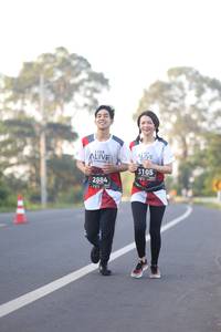 BIB: 3105, 2884
                            <button type="button" onclick="openModal(6438502)" class="btn btn-primary btn-sm float-right btn-popup" data-toggle="modal" data-target=".modal-high-quality">
                        <i class="fas fa-shopping-cart"></i> Add to Cart
                    </button>
                                            <button type="button" onclick="isThisMe(6438502, true)" class="btn btn-success btn-sm float-right btn-popup btn-isme hidden" data-toggle="tooltip" data-placement="bottom" title="นี่คือรูปของคุณใช่ไหม คลิกที่นี่เพื่อเอาเข้าอัลบั้ม">
                        <i class="fas fa-plus"></i> Add to album
                    </button>
                    <button type="button" onclick="isThisMe(6438502, false)" class="btn btn-warning btn-sm float-right btn-popup btn-isnotme hidden">
                        <i class="fas fa-ban"></i> Remove from album
                    </button>