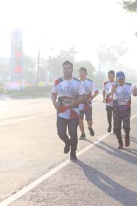 BIB: 4104, 665
                            <button type="button" onclick="openModal(6446417)" class="btn btn-primary btn-sm float-right btn-popup" data-toggle="modal" data-target=".modal-high-quality">
                        <i class="fas fa-shopping-cart"></i> Add to Cart
                    </button>
                                            <button type="button" onclick="isThisMe(6446417, true)" class="btn btn-success btn-sm float-right btn-popup btn-isme hidden" data-toggle="tooltip" data-placement="bottom" title="นี่คือรูปของคุณใช่ไหม คลิกที่นี่เพื่อเอาเข้าอัลบั้ม">
                        <i class="fas fa-plus"></i> Add to album
                    </button>
                    <button type="button" onclick="isThisMe(6446417, false)" class="btn btn-warning btn-sm float-right btn-popup btn-isnotme hidden">
                        <i class="fas fa-ban"></i> Remove from album
                    </button>