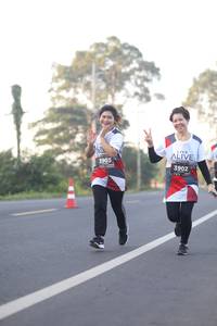 BIB: 3903, 3902
                            <button type="button" onclick="openModal(6434417)" class="btn btn-primary btn-sm float-right btn-popup" data-toggle="modal" data-target=".modal-high-quality">
                        <i class="fas fa-shopping-cart"></i> Add to Cart
                    </button>
                                            <button type="button" onclick="isThisMe(6434417, true)" class="btn btn-success btn-sm float-right btn-popup btn-isme hidden" data-toggle="tooltip" data-placement="bottom" title="นี่คือรูปของคุณใช่ไหม คลิกที่นี่เพื่อเอาเข้าอัลบั้ม">
                        <i class="fas fa-plus"></i> Add to album
                    </button>
                    <button type="button" onclick="isThisMe(6434417, false)" class="btn btn-warning btn-sm float-right btn-popup btn-isnotme hidden">
                        <i class="fas fa-ban"></i> Remove from album
                    </button>