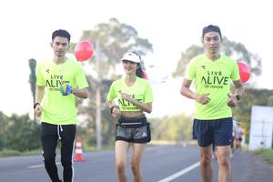 BIB: 
                            <button type="button" onclick="openModal(6439326)" class="btn btn-primary btn-sm float-right btn-popup" data-toggle="modal" data-target=".modal-high-quality">
                        <i class="fas fa-shopping-cart"></i> Add to Cart
                    </button>
                                            <button type="button" onclick="isThisMe(6439326, true)" class="btn btn-success btn-sm float-right btn-popup btn-isme hidden" data-toggle="tooltip" data-placement="bottom" title="นี่คือรูปของคุณใช่ไหม คลิกที่นี่เพื่อเอาเข้าอัลบั้ม">
                        <i class="fas fa-plus"></i> Add to album
                    </button>
                    <button type="button" onclick="isThisMe(6439326, false)" class="btn btn-warning btn-sm float-right btn-popup btn-isnotme hidden">
                        <i class="fas fa-ban"></i> Remove from album
                    </button>