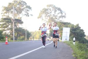 BIB: 3124, 2638
                            <button type="button" onclick="openModal(6442801)" class="btn btn-primary btn-sm float-right btn-popup" data-toggle="modal" data-target=".modal-high-quality">
                        <i class="fas fa-shopping-cart"></i> Add to Cart
                    </button>
                                            <button type="button" onclick="isThisMe(6442801, true)" class="btn btn-success btn-sm float-right btn-popup btn-isme hidden" data-toggle="tooltip" data-placement="bottom" title="นี่คือรูปของคุณใช่ไหม คลิกที่นี่เพื่อเอาเข้าอัลบั้ม">
                        <i class="fas fa-plus"></i> Add to album
                    </button>
                    <button type="button" onclick="isThisMe(6442801, false)" class="btn btn-warning btn-sm float-right btn-popup btn-isnotme hidden">
                        <i class="fas fa-ban"></i> Remove from album
                    </button>