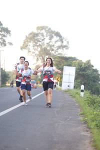 BIB: 3145, 3097
                            <button type="button" onclick="openModal(6430516)" class="btn btn-primary btn-sm float-right btn-popup" data-toggle="modal" data-target=".modal-high-quality">
                        <i class="fas fa-shopping-cart"></i> Add to Cart
                    </button>
                                            <button type="button" onclick="isThisMe(6430516, true)" class="btn btn-success btn-sm float-right btn-popup btn-isme hidden" data-toggle="tooltip" data-placement="bottom" title="นี่คือรูปของคุณใช่ไหม คลิกที่นี่เพื่อเอาเข้าอัลบั้ม">
                        <i class="fas fa-plus"></i> Add to album
                    </button>
                    <button type="button" onclick="isThisMe(6430516, false)" class="btn btn-warning btn-sm float-right btn-popup btn-isnotme hidden">
                        <i class="fas fa-ban"></i> Remove from album
                    </button>