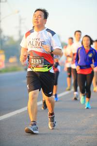 BIB: 2131, 124
                            <button type="button" onclick="openModal(6385967)" class="btn btn-primary btn-sm float-right btn-popup" data-toggle="modal" data-target=".modal-high-quality">
                        <i class="fas fa-shopping-cart"></i> Add to Cart
                    </button>
                                            <button type="button" onclick="isThisMe(6385967, true)" class="btn btn-success btn-sm float-right btn-popup btn-isme hidden" data-toggle="tooltip" data-placement="bottom" title="นี่คือรูปของคุณใช่ไหม คลิกที่นี่เพื่อเอาเข้าอัลบั้ม">
                        <i class="fas fa-plus"></i> Add to album
                    </button>
                    <button type="button" onclick="isThisMe(6385967, false)" class="btn btn-warning btn-sm float-right btn-popup btn-isnotme hidden">
                        <i class="fas fa-ban"></i> Remove from album
                    </button>