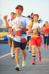 BIB: 6959, 3817
                            <button type="button" onclick="openModal(6384452)" class="btn btn-primary btn-sm float-right btn-popup" data-toggle="modal" data-target=".modal-high-quality">
                        <i class="fas fa-shopping-cart"></i> Add to Cart
                    </button>
                                            <button type="button" onclick="isThisMe(6384452, true)" class="btn btn-success btn-sm float-right btn-popup btn-isme hidden" data-toggle="tooltip" data-placement="bottom" title="นี่คือรูปของคุณใช่ไหม คลิกที่นี่เพื่อเอาเข้าอัลบั้ม">
                        <i class="fas fa-plus"></i> Add to album
                    </button>
                    <button type="button" onclick="isThisMe(6384452, false)" class="btn btn-warning btn-sm float-right btn-popup btn-isnotme hidden">
                        <i class="fas fa-ban"></i> Remove from album
                    </button>