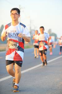 BIB: 7070
                            <button type="button" onclick="openModal(6386072)" class="btn btn-primary btn-sm float-right btn-popup" data-toggle="modal" data-target=".modal-high-quality">
                        <i class="fas fa-shopping-cart"></i> Add to Cart
                    </button>
                                            <button type="button" onclick="isThisMe(6386072, true)" class="btn btn-success btn-sm float-right btn-popup btn-isme hidden" data-toggle="tooltip" data-placement="bottom" title="นี่คือรูปของคุณใช่ไหม คลิกที่นี่เพื่อเอาเข้าอัลบั้ม">
                        <i class="fas fa-plus"></i> Add to album
                    </button>
                    <button type="button" onclick="isThisMe(6386072, false)" class="btn btn-warning btn-sm float-right btn-popup btn-isnotme hidden">
                        <i class="fas fa-ban"></i> Remove from album
                    </button>