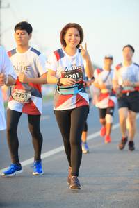 BIB: 2201, 7701
                            <button type="button" onclick="openModal(6385384)" class="btn btn-primary btn-sm float-right btn-popup" data-toggle="modal" data-target=".modal-high-quality">
                        <i class="fas fa-shopping-cart"></i> Add to Cart
                    </button>
                                            <button type="button" onclick="isThisMe(6385384, true)" class="btn btn-success btn-sm float-right btn-popup btn-isme hidden" data-toggle="tooltip" data-placement="bottom" title="นี่คือรูปของคุณใช่ไหม คลิกที่นี่เพื่อเอาเข้าอัลบั้ม">
                        <i class="fas fa-plus"></i> Add to album
                    </button>
                    <button type="button" onclick="isThisMe(6385384, false)" class="btn btn-warning btn-sm float-right btn-popup btn-isnotme hidden">
                        <i class="fas fa-ban"></i> Remove from album
                    </button>