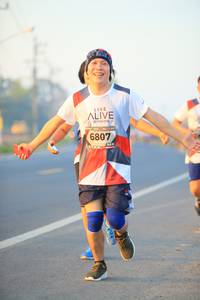 BIB: 6807
                            <button type="button" onclick="openModal(6385142)" class="btn btn-primary btn-sm float-right btn-popup" data-toggle="modal" data-target=".modal-high-quality">
                        <i class="fas fa-shopping-cart"></i> Add to Cart
                    </button>
                                            <button type="button" onclick="isThisMe(6385142, true)" class="btn btn-success btn-sm float-right btn-popup btn-isme hidden" data-toggle="tooltip" data-placement="bottom" title="นี่คือรูปของคุณใช่ไหม คลิกที่นี่เพื่อเอาเข้าอัลบั้ม">
                        <i class="fas fa-plus"></i> Add to album
                    </button>
                    <button type="button" onclick="isThisMe(6385142, false)" class="btn btn-warning btn-sm float-right btn-popup btn-isnotme hidden">
                        <i class="fas fa-ban"></i> Remove from album
                    </button>