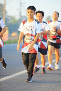 BIB: 2001, 6828
                            <button type="button" onclick="openModal(6392807)" class="btn btn-primary btn-sm float-right btn-popup" data-toggle="modal" data-target=".modal-high-quality">
                        <i class="fas fa-shopping-cart"></i> Add to Cart
                    </button>
                                            <button type="button" onclick="isThisMe(6392807, true)" class="btn btn-success btn-sm float-right btn-popup btn-isme hidden" data-toggle="tooltip" data-placement="bottom" title="นี่คือรูปของคุณใช่ไหม คลิกที่นี่เพื่อเอาเข้าอัลบั้ม">
                        <i class="fas fa-plus"></i> Add to album
                    </button>
                    <button type="button" onclick="isThisMe(6392807, false)" class="btn btn-warning btn-sm float-right btn-popup btn-isnotme hidden">
                        <i class="fas fa-ban"></i> Remove from album
                    </button>