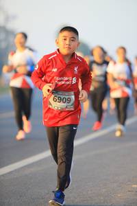 BIB: 6909
                            <button type="button" onclick="openModal(6392940)" class="btn btn-primary btn-sm float-right btn-popup" data-toggle="modal" data-target=".modal-high-quality">
                        <i class="fas fa-shopping-cart"></i> Add to Cart
                    </button>
                                            <button type="button" onclick="isThisMe(6392940, true)" class="btn btn-success btn-sm float-right btn-popup btn-isme hidden" data-toggle="tooltip" data-placement="bottom" title="นี่คือรูปของคุณใช่ไหม คลิกที่นี่เพื่อเอาเข้าอัลบั้ม">
                        <i class="fas fa-plus"></i> Add to album
                    </button>
                    <button type="button" onclick="isThisMe(6392940, false)" class="btn btn-warning btn-sm float-right btn-popup btn-isnotme hidden">
                        <i class="fas fa-ban"></i> Remove from album
                    </button>