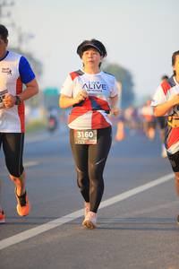 BIB: 3160
                            <button type="button" onclick="openModal(6393135)" class="btn btn-primary btn-sm float-right btn-popup" data-toggle="modal" data-target=".modal-high-quality">
                        <i class="fas fa-shopping-cart"></i> Add to Cart
                    </button>
                                            <button type="button" onclick="isThisMe(6393135, true)" class="btn btn-success btn-sm float-right btn-popup btn-isme hidden" data-toggle="tooltip" data-placement="bottom" title="นี่คือรูปของคุณใช่ไหม คลิกที่นี่เพื่อเอาเข้าอัลบั้ม">
                        <i class="fas fa-plus"></i> Add to album
                    </button>
                    <button type="button" onclick="isThisMe(6393135, false)" class="btn btn-warning btn-sm float-right btn-popup btn-isnotme hidden">
                        <i class="fas fa-ban"></i> Remove from album
                    </button>