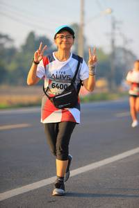 BIB: 6400
                            <button type="button" onclick="openModal(6393970)" class="btn btn-primary btn-sm float-right btn-popup" data-toggle="modal" data-target=".modal-high-quality">
                        <i class="fas fa-shopping-cart"></i> Add to Cart
                    </button>
                                            <button type="button" onclick="isThisMe(6393970, true)" class="btn btn-success btn-sm float-right btn-popup btn-isme hidden" data-toggle="tooltip" data-placement="bottom" title="นี่คือรูปของคุณใช่ไหม คลิกที่นี่เพื่อเอาเข้าอัลบั้ม">
                        <i class="fas fa-plus"></i> Add to album
                    </button>
                    <button type="button" onclick="isThisMe(6393970, false)" class="btn btn-warning btn-sm float-right btn-popup btn-isnotme hidden">
                        <i class="fas fa-ban"></i> Remove from album
                    </button>