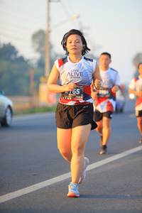 BIB: 124
                            <button type="button" onclick="openModal(6390276)" class="btn btn-primary btn-sm float-right btn-popup" data-toggle="modal" data-target=".modal-high-quality">
                        <i class="fas fa-shopping-cart"></i> Add to Cart
                    </button>
                                            <button type="button" onclick="isThisMe(6390276, true)" class="btn btn-success btn-sm float-right btn-popup btn-isme hidden" data-toggle="tooltip" data-placement="bottom" title="นี่คือรูปของคุณใช่ไหม คลิกที่นี่เพื่อเอาเข้าอัลบั้ม">
                        <i class="fas fa-plus"></i> Add to album
                    </button>
                    <button type="button" onclick="isThisMe(6390276, false)" class="btn btn-warning btn-sm float-right btn-popup btn-isnotme hidden">
                        <i class="fas fa-ban"></i> Remove from album
                    </button>