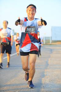 BIB: 3013, 123
                            <button type="button" onclick="openModal(6391939)" class="btn btn-primary btn-sm float-right btn-popup" data-toggle="modal" data-target=".modal-high-quality">
                        <i class="fas fa-shopping-cart"></i> Add to Cart
                    </button>
                                            <button type="button" onclick="isThisMe(6391939, true)" class="btn btn-success btn-sm float-right btn-popup btn-isme hidden" data-toggle="tooltip" data-placement="bottom" title="นี่คือรูปของคุณใช่ไหม คลิกที่นี่เพื่อเอาเข้าอัลบั้ม">
                        <i class="fas fa-plus"></i> Add to album
                    </button>
                    <button type="button" onclick="isThisMe(6391939, false)" class="btn btn-warning btn-sm float-right btn-popup btn-isnotme hidden">
                        <i class="fas fa-ban"></i> Remove from album
                    </button>