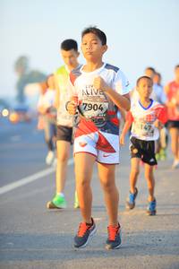 BIB: 7904, 147
                            <button type="button" onclick="openModal(6392979)" class="btn btn-primary btn-sm float-right btn-popup" data-toggle="modal" data-target=".modal-high-quality">
                        <i class="fas fa-shopping-cart"></i> Add to Cart
                    </button>
                                            <button type="button" onclick="isThisMe(6392979, true)" class="btn btn-success btn-sm float-right btn-popup btn-isme hidden" data-toggle="tooltip" data-placement="bottom" title="นี่คือรูปของคุณใช่ไหม คลิกที่นี่เพื่อเอาเข้าอัลบั้ม">
                        <i class="fas fa-plus"></i> Add to album
                    </button>
                    <button type="button" onclick="isThisMe(6392979, false)" class="btn btn-warning btn-sm float-right btn-popup btn-isnotme hidden">
                        <i class="fas fa-ban"></i> Remove from album
                    </button>