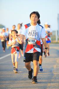 BIB: 6199
                            <button type="button" onclick="openModal(6392902)" class="btn btn-primary btn-sm float-right btn-popup" data-toggle="modal" data-target=".modal-high-quality">
                        <i class="fas fa-shopping-cart"></i> Add to Cart
                    </button>
                                            <button type="button" onclick="isThisMe(6392902, true)" class="btn btn-success btn-sm float-right btn-popup btn-isme hidden" data-toggle="tooltip" data-placement="bottom" title="นี่คือรูปของคุณใช่ไหม คลิกที่นี่เพื่อเอาเข้าอัลบั้ม">
                        <i class="fas fa-plus"></i> Add to album
                    </button>
                    <button type="button" onclick="isThisMe(6392902, false)" class="btn btn-warning btn-sm float-right btn-popup btn-isnotme hidden">
                        <i class="fas fa-ban"></i> Remove from album
                    </button>