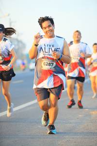 BIB: 6287
                            <button type="button" onclick="openModal(6389628)" class="btn btn-primary btn-sm float-right btn-popup" data-toggle="modal" data-target=".modal-high-quality">
                        <i class="fas fa-shopping-cart"></i> Add to Cart
                    </button>
                                            <button type="button" onclick="isThisMe(6389628, true)" class="btn btn-success btn-sm float-right btn-popup btn-isme hidden" data-toggle="tooltip" data-placement="bottom" title="นี่คือรูปของคุณใช่ไหม คลิกที่นี่เพื่อเอาเข้าอัลบั้ม">
                        <i class="fas fa-plus"></i> Add to album
                    </button>
                    <button type="button" onclick="isThisMe(6389628, false)" class="btn btn-warning btn-sm float-right btn-popup btn-isnotme hidden">
                        <i class="fas fa-ban"></i> Remove from album
                    </button>