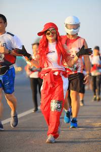 BIB: 7062, 3805, 122
                            <button type="button" onclick="openModal(6393712)" class="btn btn-primary btn-sm float-right btn-popup" data-toggle="modal" data-target=".modal-high-quality">
                        <i class="fas fa-shopping-cart"></i> Add to Cart
                    </button>
                                            <button type="button" onclick="isThisMe(6393712, true)" class="btn btn-success btn-sm float-right btn-popup btn-isme hidden" data-toggle="tooltip" data-placement="bottom" title="นี่คือรูปของคุณใช่ไหม คลิกที่นี่เพื่อเอาเข้าอัลบั้ม">
                        <i class="fas fa-plus"></i> Add to album
                    </button>
                    <button type="button" onclick="isThisMe(6393712, false)" class="btn btn-warning btn-sm float-right btn-popup btn-isnotme hidden">
                        <i class="fas fa-ban"></i> Remove from album
                    </button>