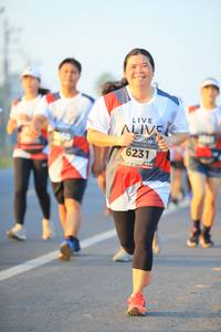 BIB: 6231
                            <button type="button" onclick="openModal(6392160)" class="btn btn-primary btn-sm float-right btn-popup" data-toggle="modal" data-target=".modal-high-quality">
                        <i class="fas fa-shopping-cart"></i> Add to Cart
                    </button>
                                            <button type="button" onclick="isThisMe(6392160, true)" class="btn btn-success btn-sm float-right btn-popup btn-isme hidden" data-toggle="tooltip" data-placement="bottom" title="นี่คือรูปของคุณใช่ไหม คลิกที่นี่เพื่อเอาเข้าอัลบั้ม">
                        <i class="fas fa-plus"></i> Add to album
                    </button>
                    <button type="button" onclick="isThisMe(6392160, false)" class="btn btn-warning btn-sm float-right btn-popup btn-isnotme hidden">
                        <i class="fas fa-ban"></i> Remove from album
                    </button>