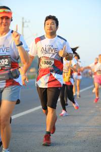 BIB: 6980
                            <button type="button" onclick="openModal(6390061)" class="btn btn-primary btn-sm float-right btn-popup" data-toggle="modal" data-target=".modal-high-quality">
                        <i class="fas fa-shopping-cart"></i> Add to Cart
                    </button>
                                            <button type="button" onclick="isThisMe(6390061, true)" class="btn btn-success btn-sm float-right btn-popup btn-isme hidden" data-toggle="tooltip" data-placement="bottom" title="นี่คือรูปของคุณใช่ไหม คลิกที่นี่เพื่อเอาเข้าอัลบั้ม">
                        <i class="fas fa-plus"></i> Add to album
                    </button>
                    <button type="button" onclick="isThisMe(6390061, false)" class="btn btn-warning btn-sm float-right btn-popup btn-isnotme hidden">
                        <i class="fas fa-ban"></i> Remove from album
                    </button>